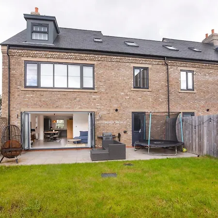 Mount Vale 4 Bedroom Luxury & Free Parking York